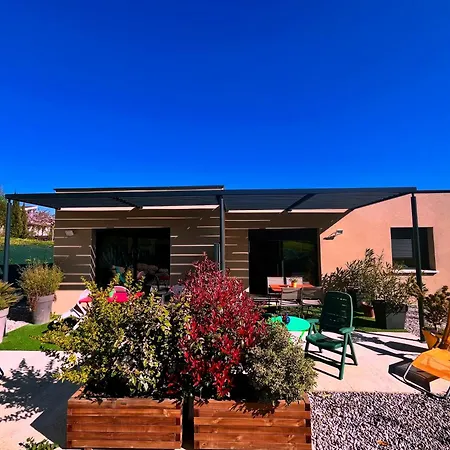 Neuf Au Calme, Rdc, Terrasse, Parking, 2 Chambres, Clim * Beaucroissant